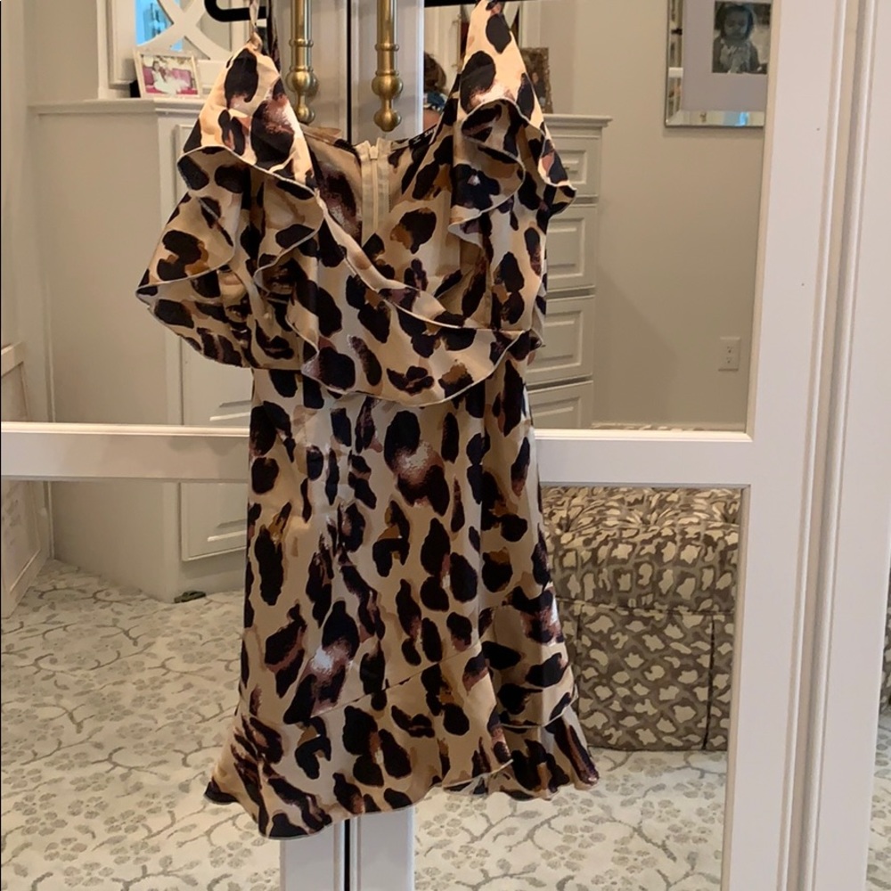 Never worn- too short for me